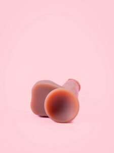 Damian - Dildo Vibrator Realist cu Incalzire 21 cm