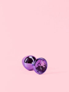 Butt Plug Metal Lucios Mov cu Cristal