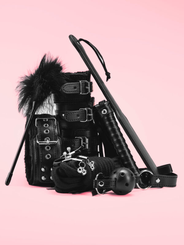 Set BDSM Catuse si Choker cu PUF