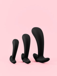 Butt Plug din Silicon Flexibil cu Design Curbat - 3 Mărimi