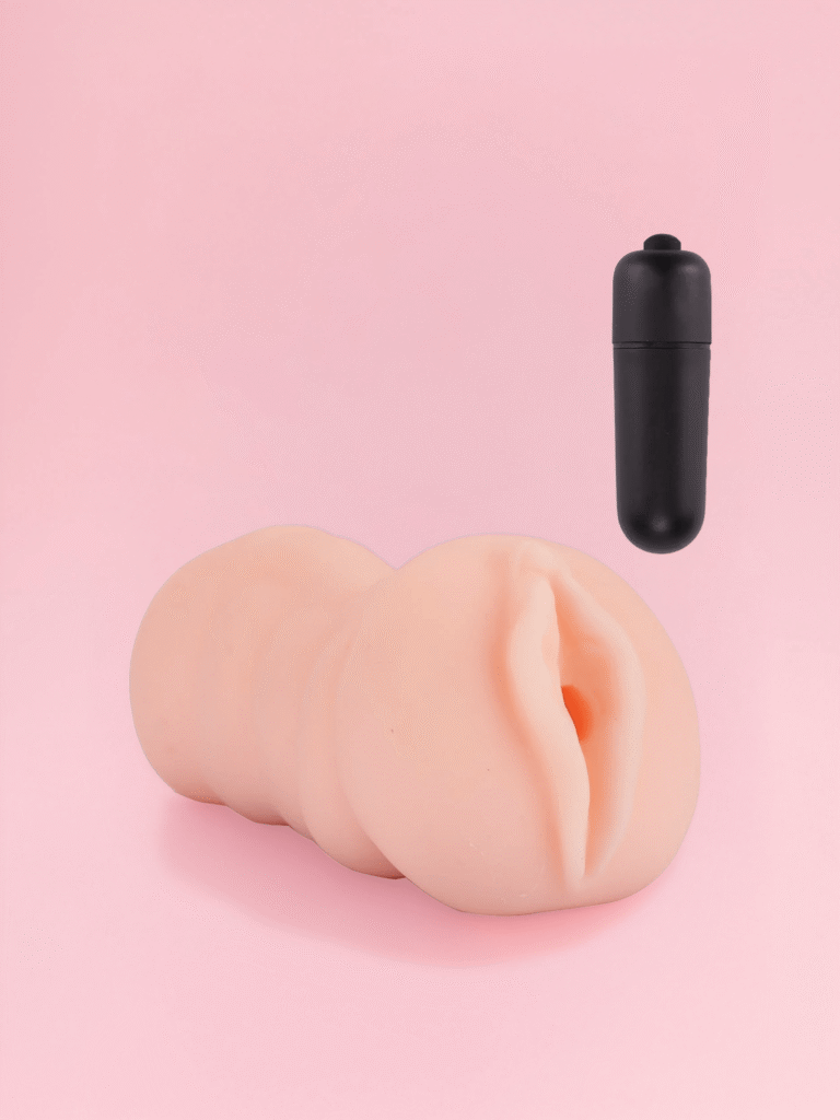 Tracey - Masturbator Realist cu Vibrații