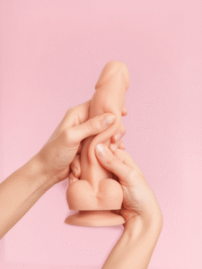 Dildo realist flexibil cu efect glisant