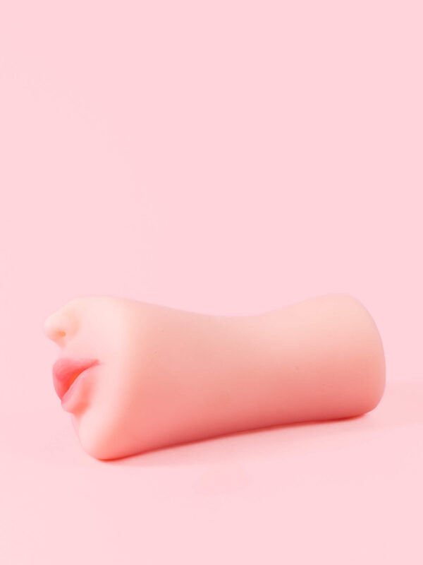 Iris - Masturbator Oral Realist