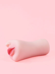 Iris - Masturbator Oral Realist