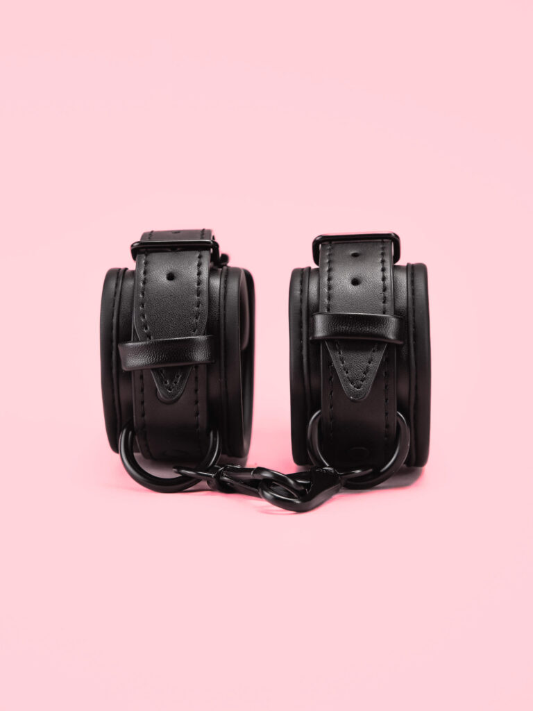 Catuse Sexuale Heavy Duty