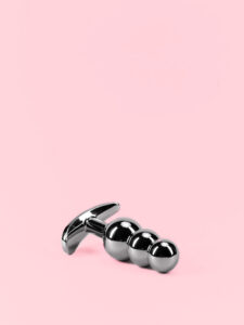 Butt Plug din Aluminiu cu Bile Gradate și Bază Detașabilă - 3 Mărimi