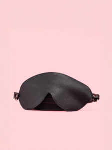 BDSM Kit - Paddle, Gag, Catuse & Geanta Piele