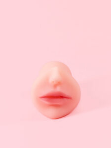 Iris - Masturbator Oral Realist