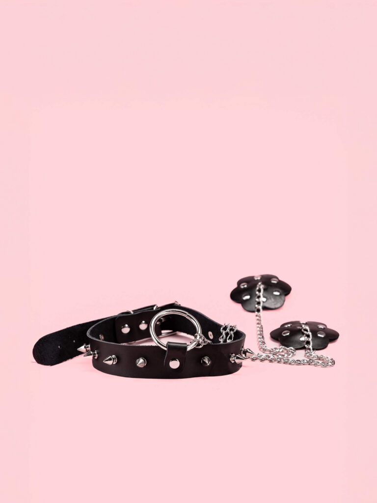 Bondage Spiked Collar cu Acoperitor Sfarcuri