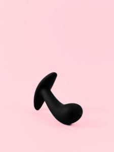 Butt Plug din Silicon Flexibil cu Design Curbat - 3 Mărimi